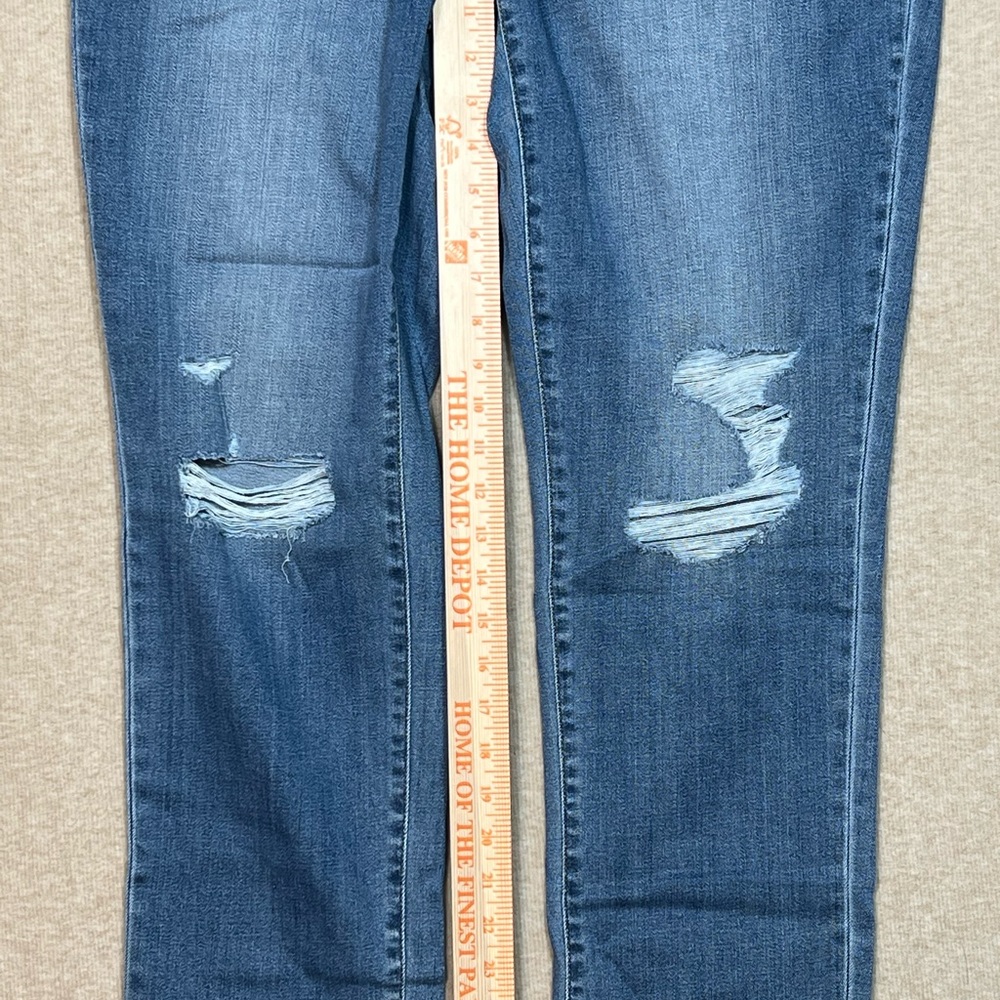 Universal Thread High Rise Straight Crop Distressed BlueJeans Women’s Sz.22W NWT - Picture 9 of 11